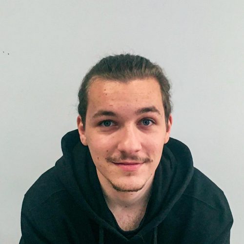 moi_5